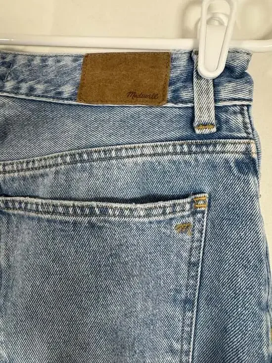 Madewell Curvy Baggy Straight Jeans in Light Wash Size 29P - Picture 6 of 10